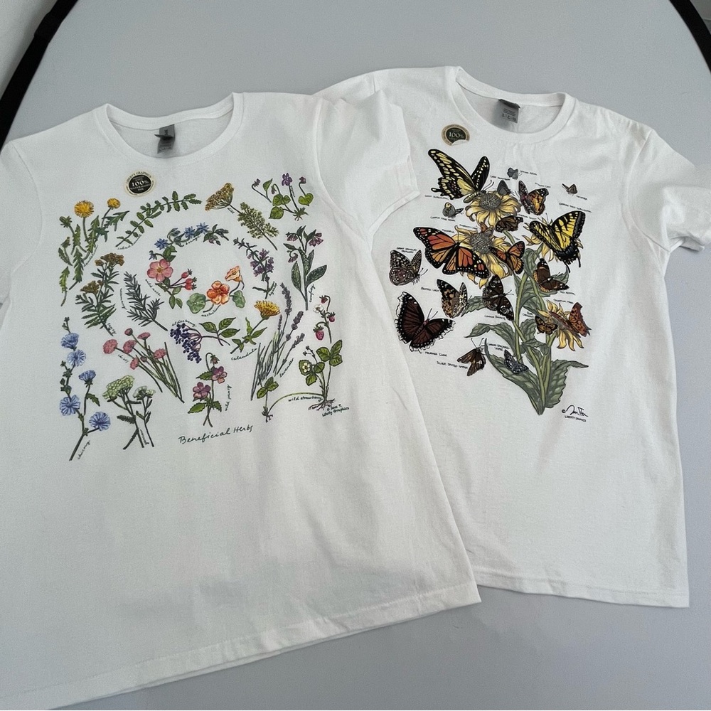 NWOT Liberty Graphics White Tees Nature Graphics Monarchs and Floral Lot 2 Small